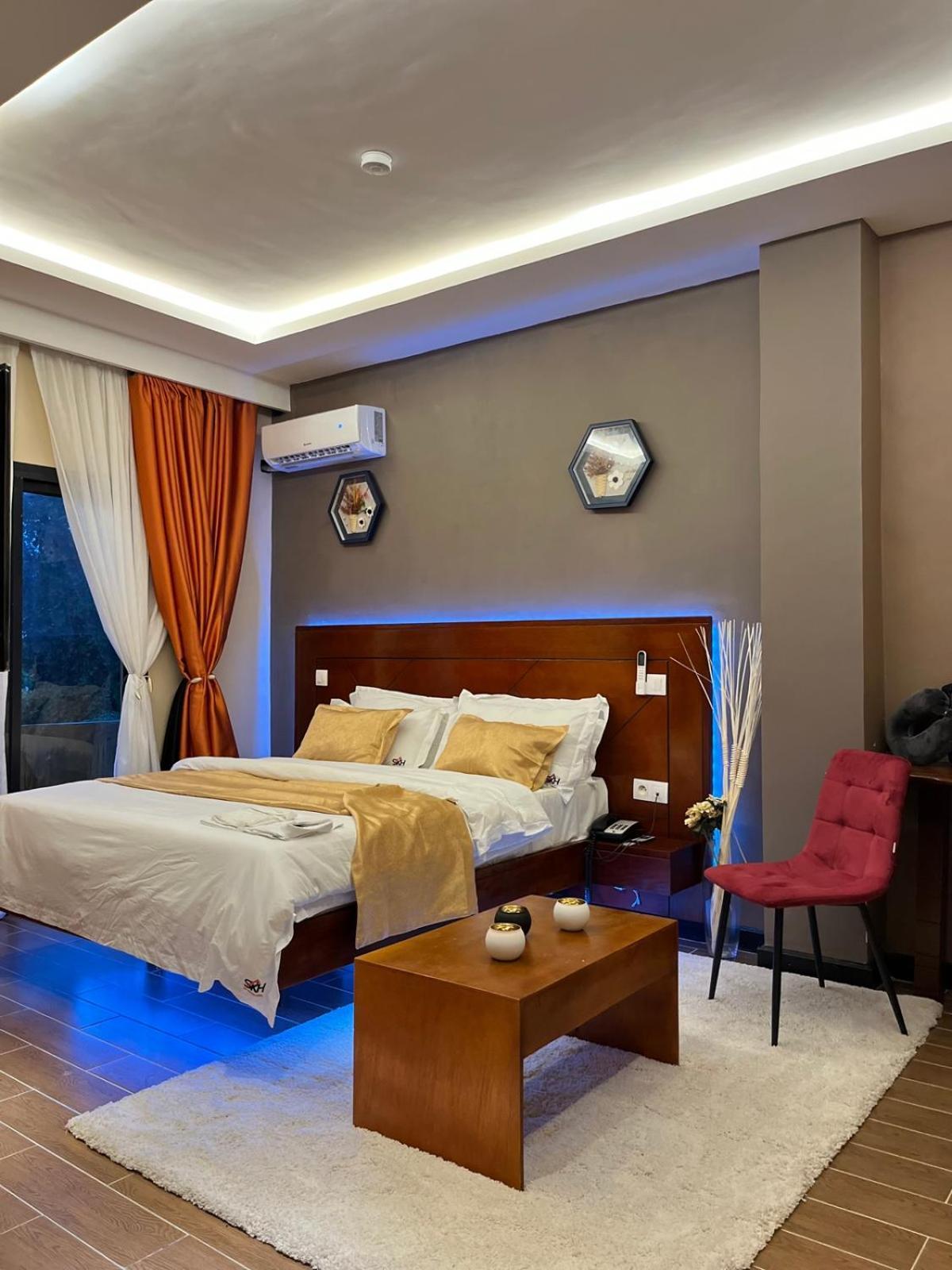 Sky Kenako Hotel Kribi Exteriér fotografie