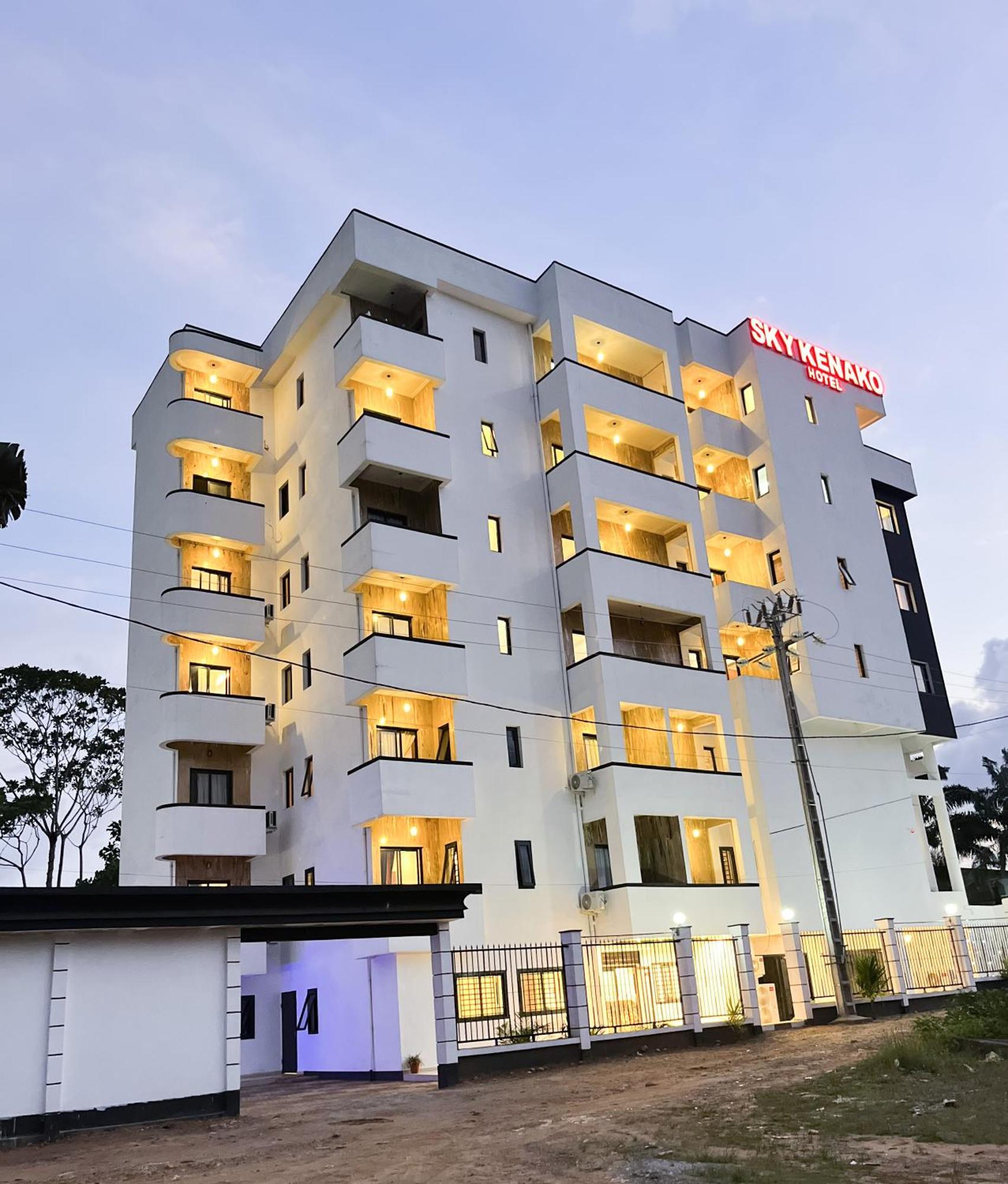Sky Kenako Hotel Kribi Exteriér fotografie